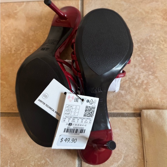 Zara Strappy Heels w/ Bow - Picture 7 of 7